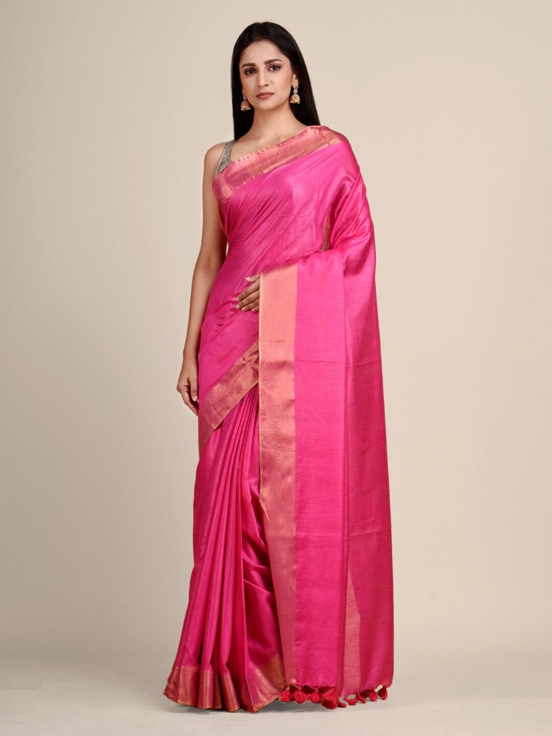 

Arhi Pink & Gold-Toned Solid Zari Saree