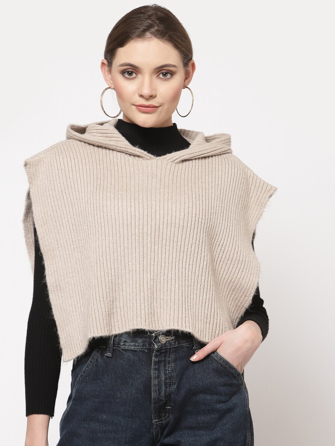 

513 Women Beige Solid Sleeveless Sweater Vest