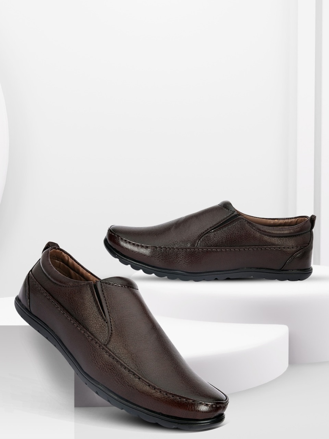 

Sir Corbett Men Brown Textured Formal Slip-on Shoes