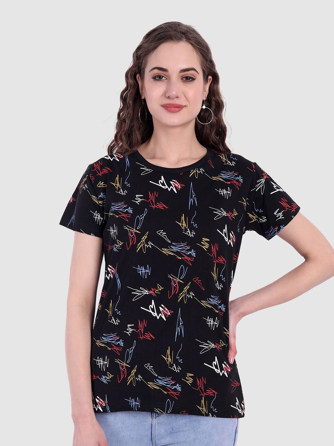 

CHOZI Women Black Printed Bio Finish Cotton T-shirt