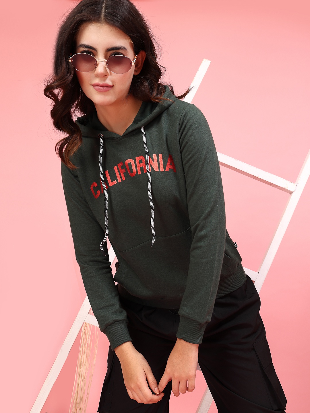 

Rigo Women Solid Hooded Sweatshirt, Green