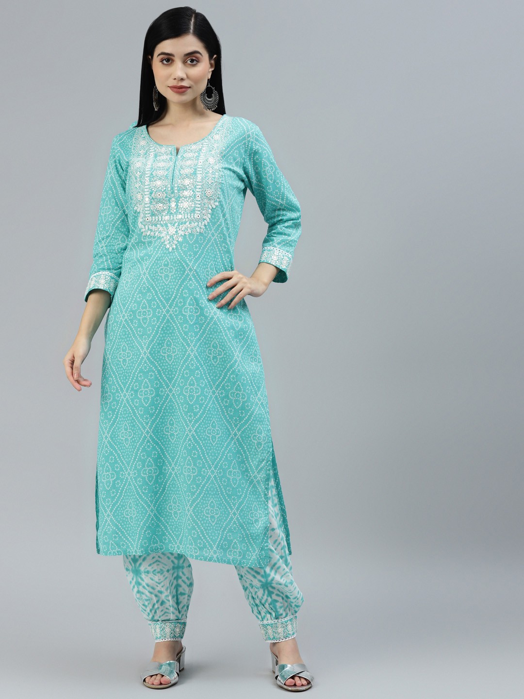 

Divena Women Turquoise Blue Bandhani Embroidered Thread Work Pure Cotton Kurta with Salwar