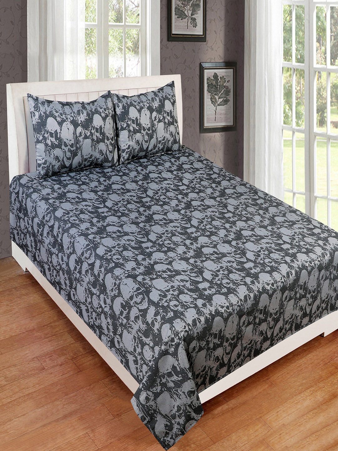 

MKZ DECOR Black & Grey 180 TC Queen Bedsheet with 2 Pillow Covers