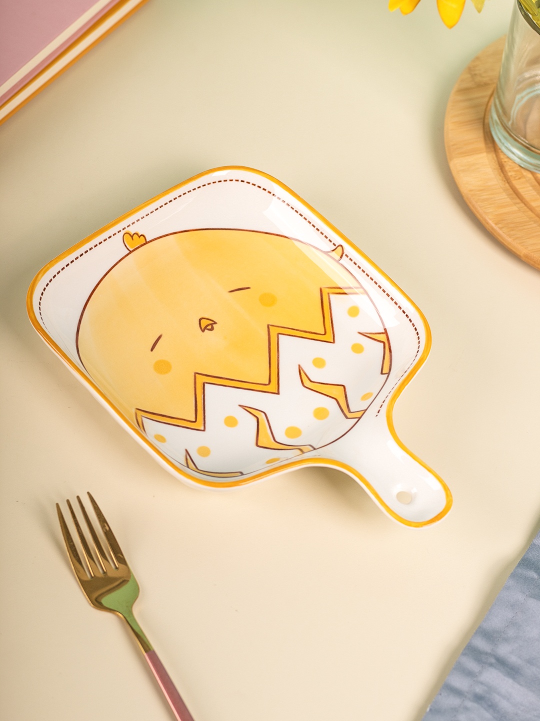 

MARKET99 Yellow & White Dishwasher And Microwave Safe Printed Ceramic Glossy Plates