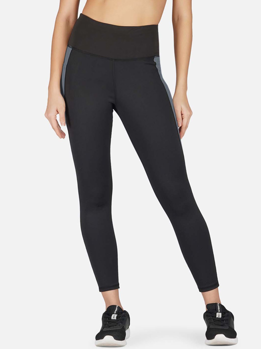 

IMPERATIVE Women Black Colourblocked Slim-Fit Tights