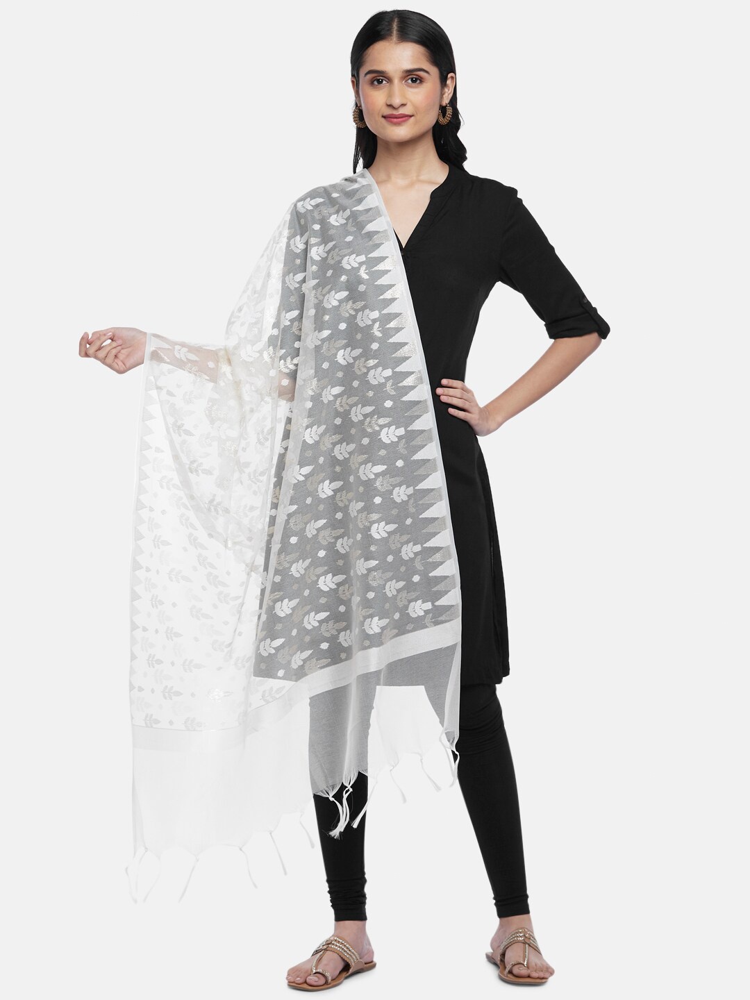 

RANGMANCH BY PANTALOONS Women Off White Embroidered Cotton Blend Dupatta