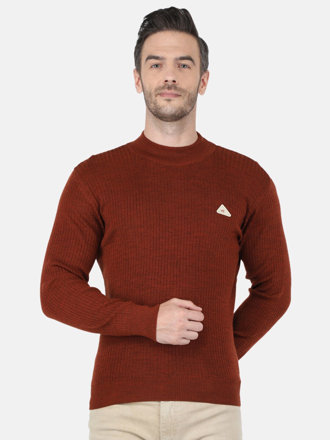

Monte Carlo Men Maroon Pullover with Applique Detail