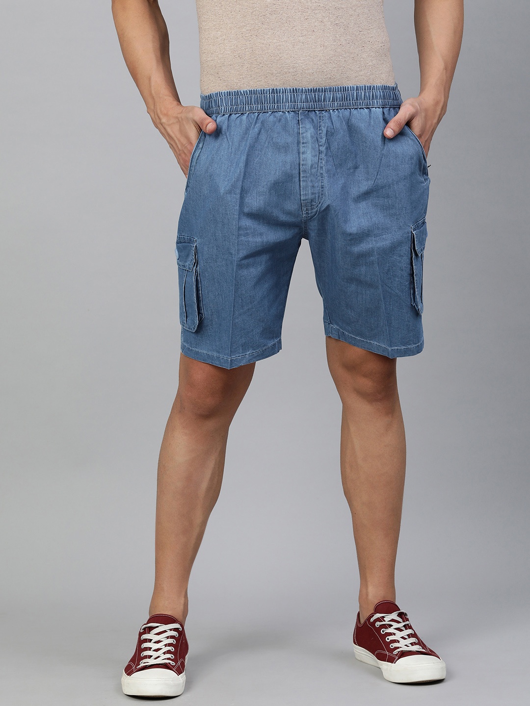 

ADBUCKS Men Blue Solid Pure Cotton Denim Cargo Shorts