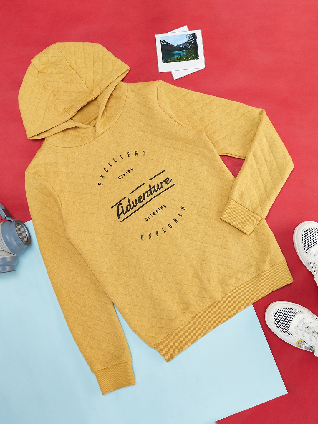 

Pantaloons Junior Boys Yellow Printed Sweatshirt