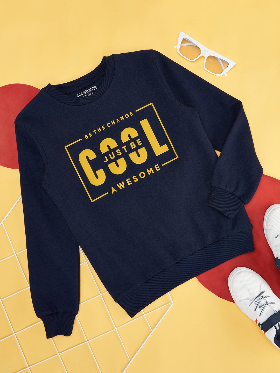 

Pantaloons Junior Boys Navy Blue Typography Printed Sweatshirt