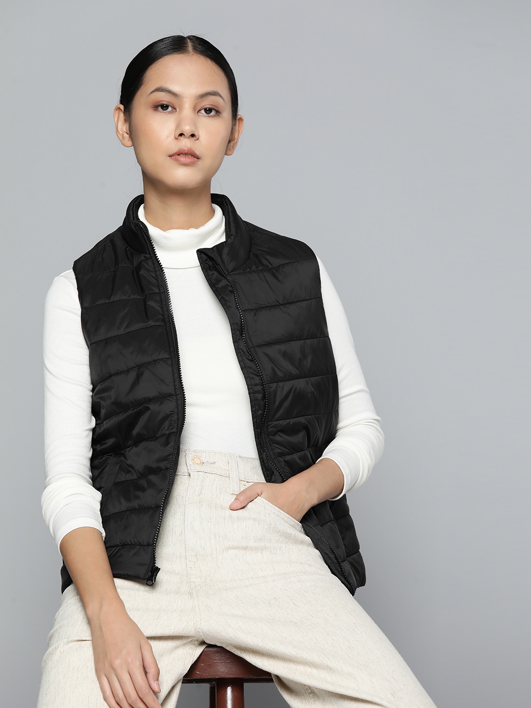 

ether Women Black Solid Sleeveless Padded Jacket