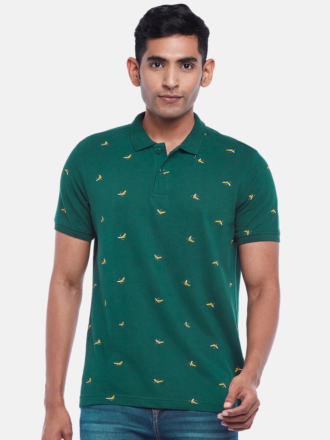 

People Men Green & Yellow Printed Polo Collar Slim Fit T-shirt