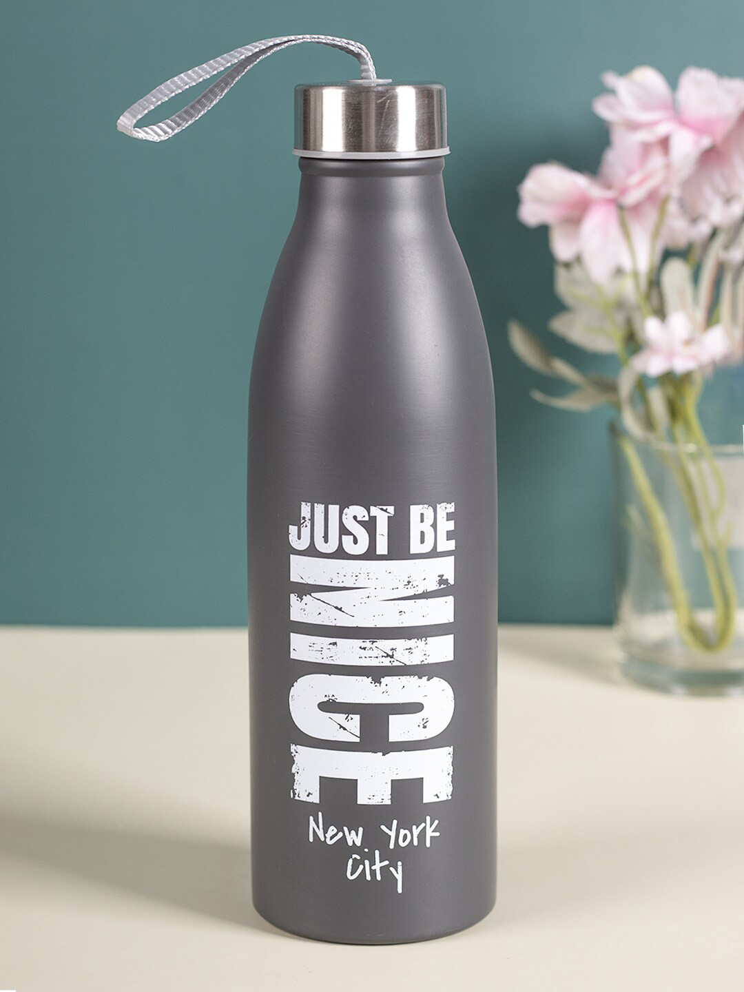 

MARKET99 Grey Printed Vacuum Insulated Stainless Steel Water Bottle With Rope 750 ml