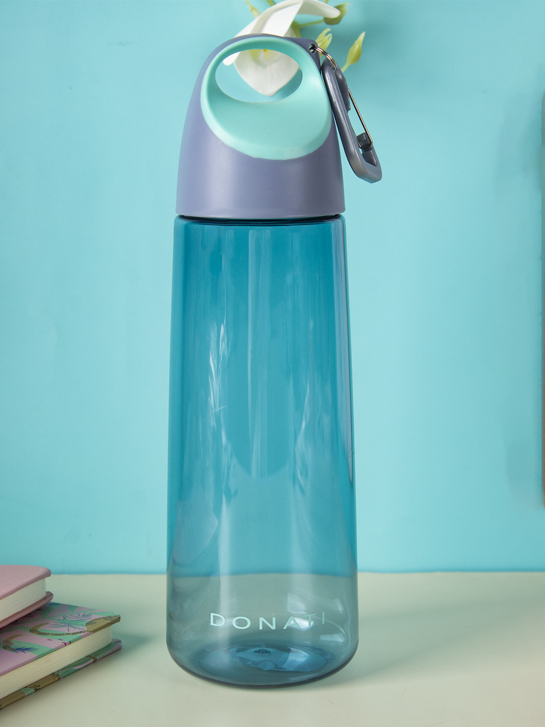 

MARKET99 Blue Solid Water Bottle - 770 ML