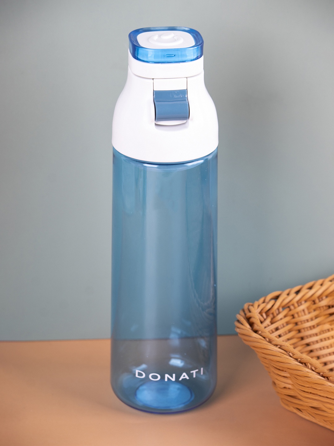 

MARKET99 Blue Solid Plastic Water Bottle 660 ml