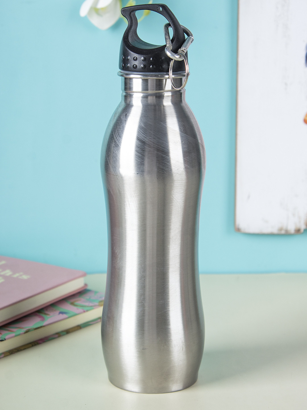 

MARKET99 Silver-Toned Solid 99 Stainless Steel Water Bottle 750 ml