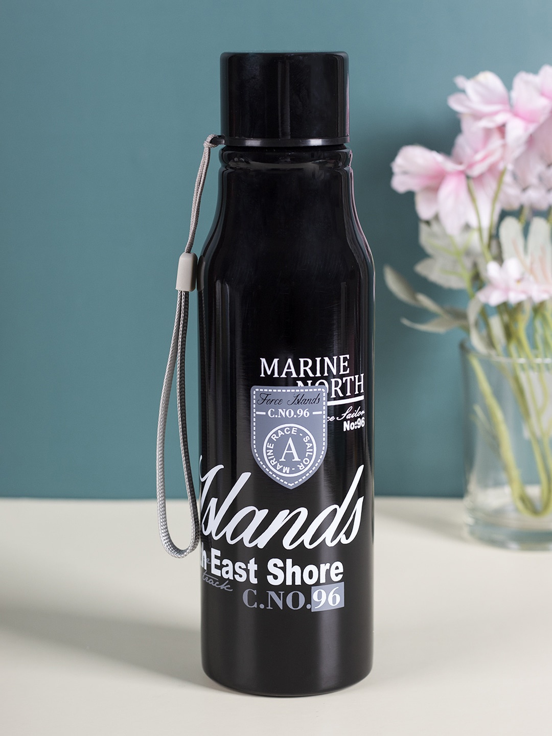 

MARKET99 Black Typography Printed Stainless Steel Water Bottle 750 ml