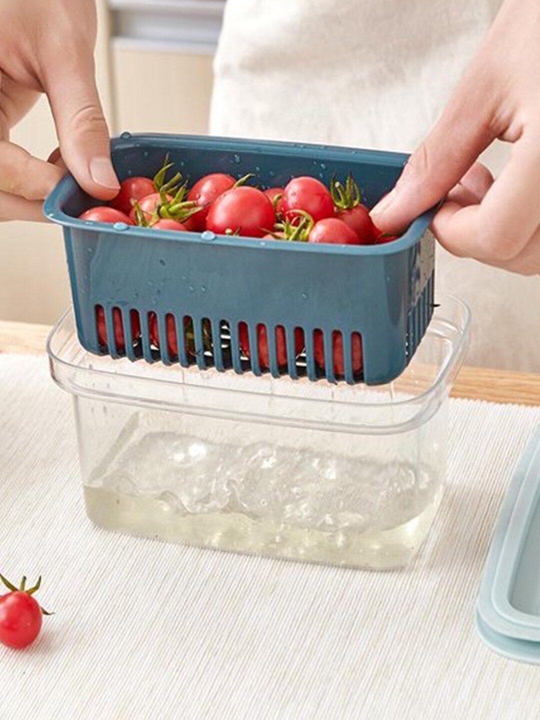 

MARKET99 Transparent & Blue Fridge Pull-Out Fruit & Vegetables Space Saver Shelf Holder