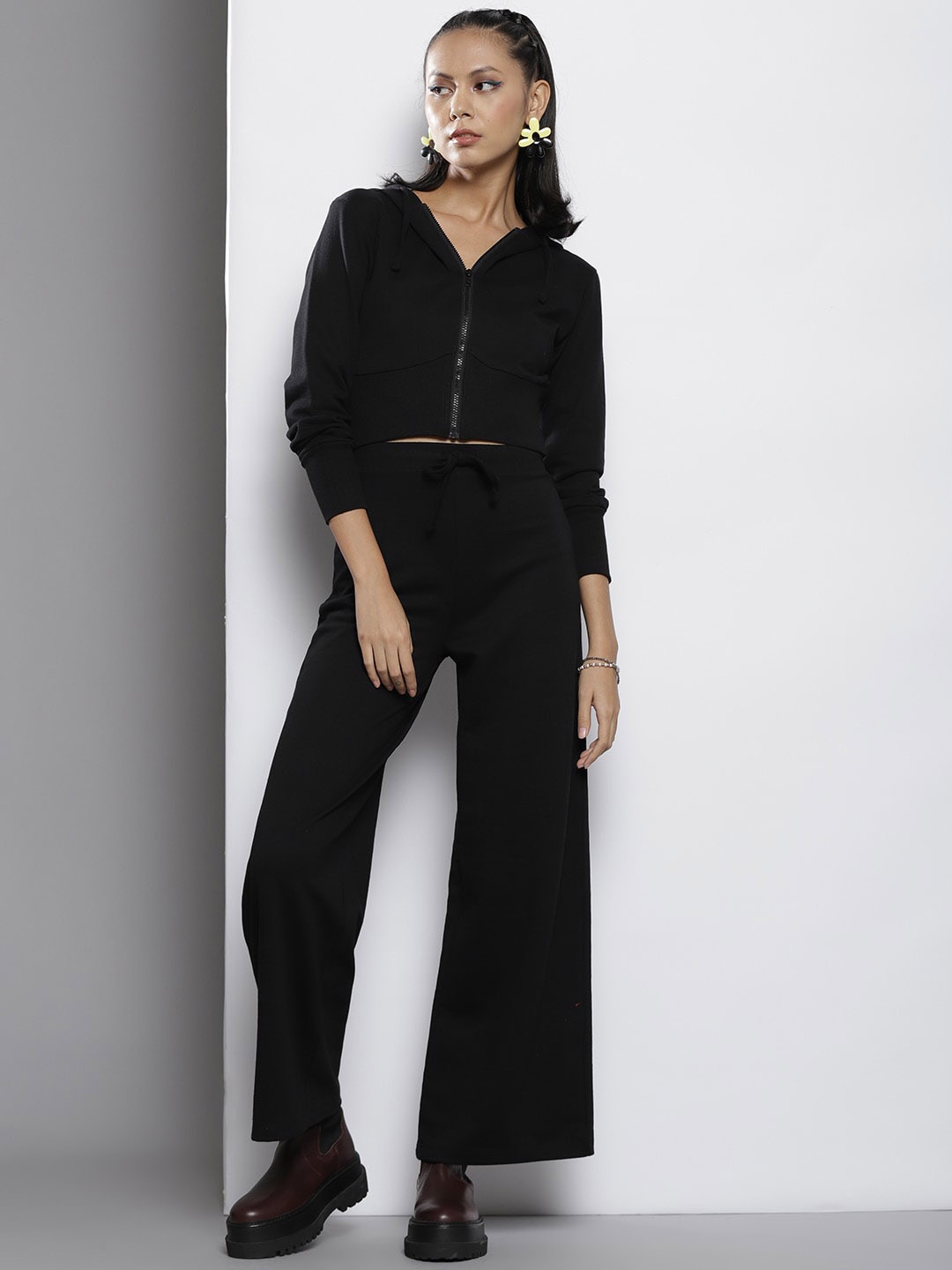 

SASSAFRAS Women Black Solid Co-Ords