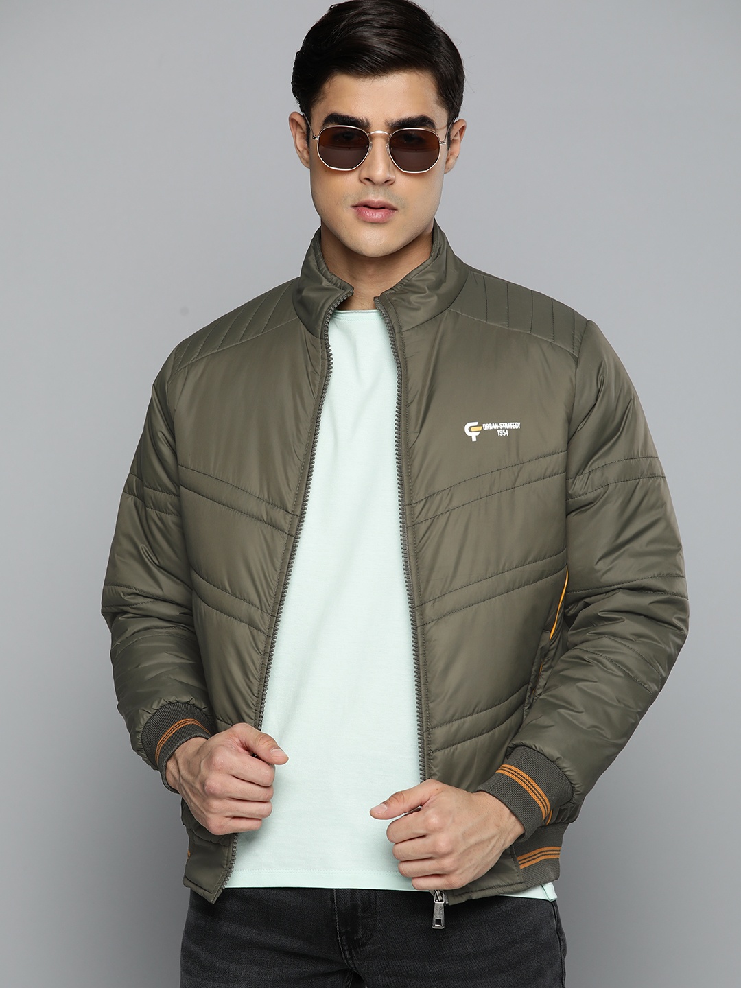 

Fort Collins Men Olive Green Printed Insulator Bomber Jacket