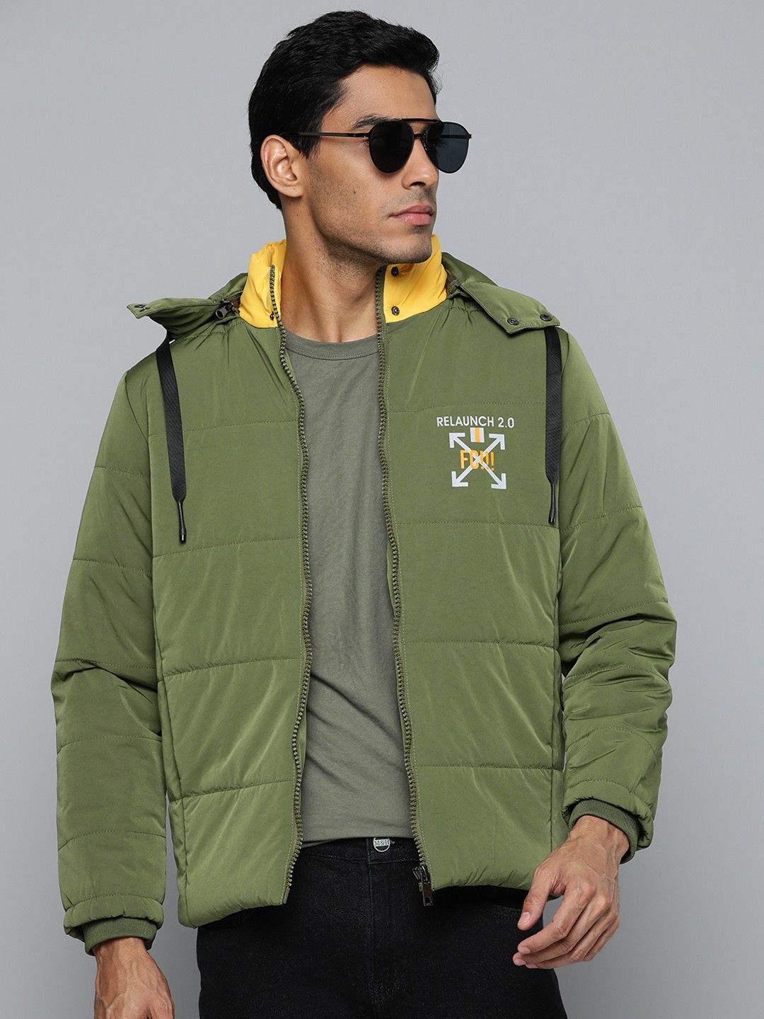 

Fort Collins Men Olive Green Solid Padded Jacket With Detachable Hood