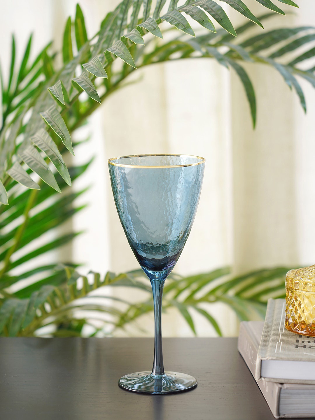 

Pure Home and Living Blue Set of 4 Hammered Wine Glass