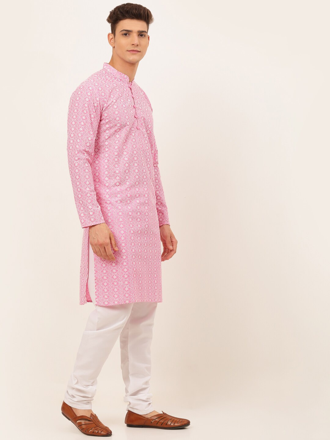 

Jompers Men Pink Embroidered Cotton Kurta with Churidar