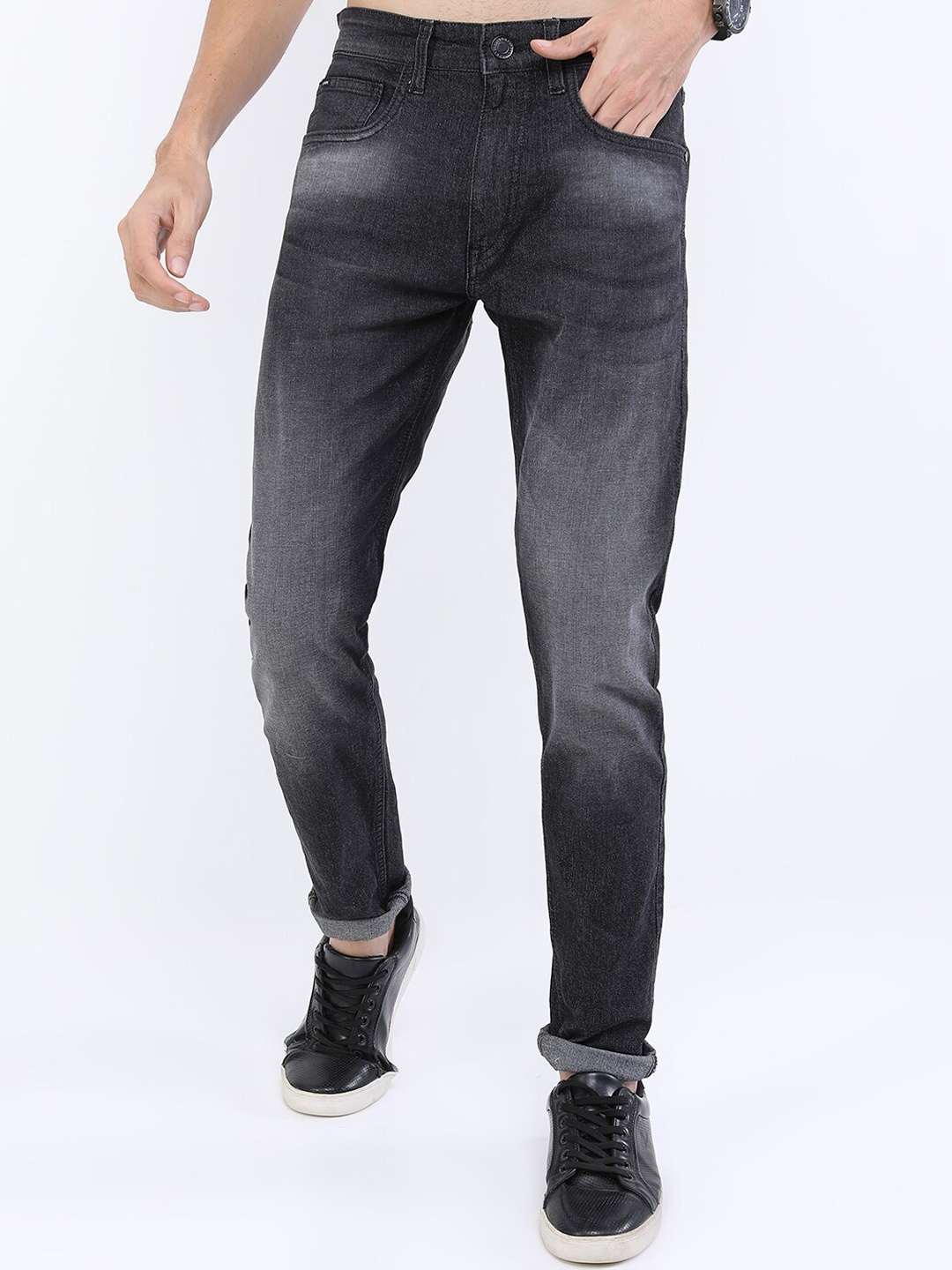 

HIGHLANDER Men Black Tapered Fit Light Fade Stretchable Jeans