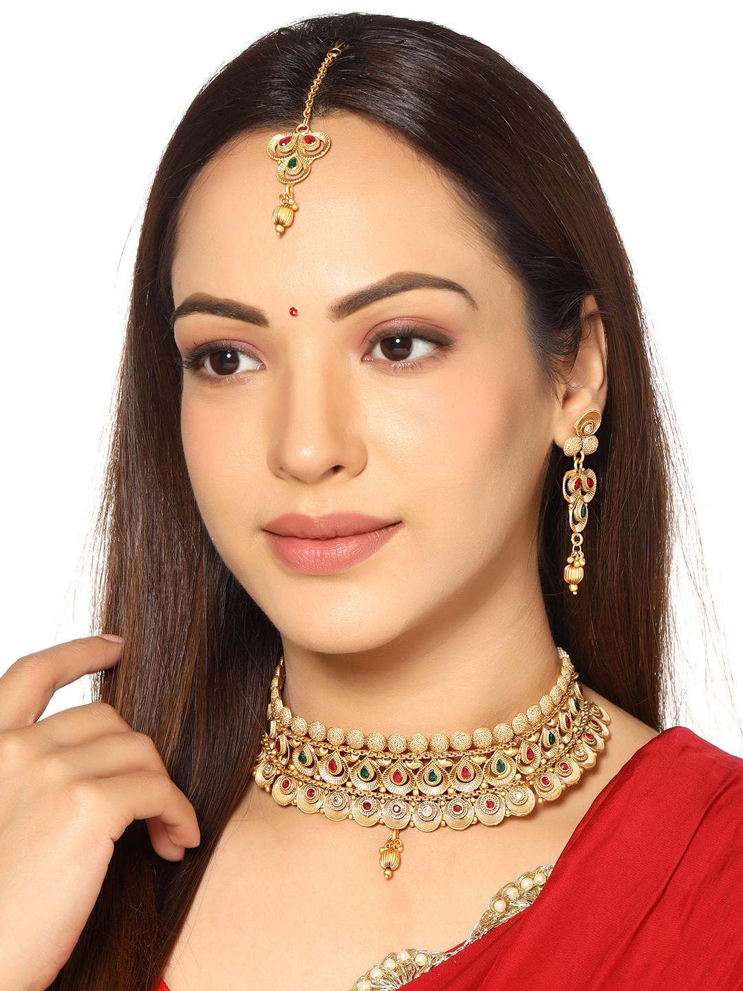 

Yellow Chimes Gold Plated Crystal Studded Choker Jewellery Set With Maangtikka