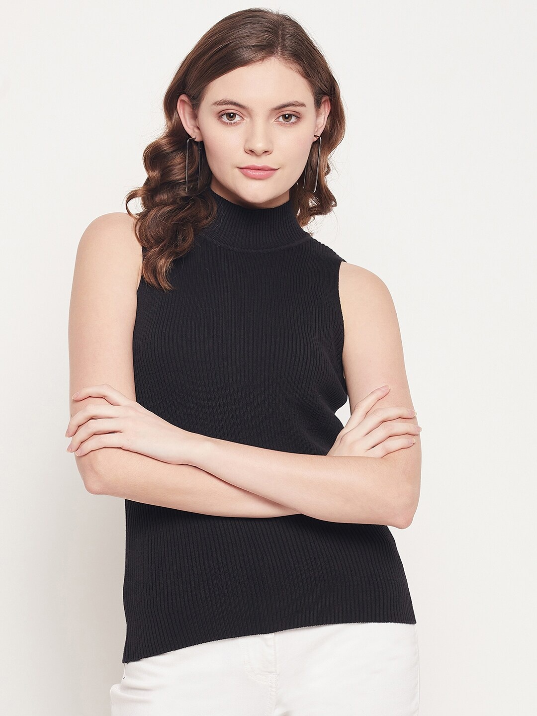

98 Degree North Women Black Solid Turtle Neck Sleeveless Sweater Vest