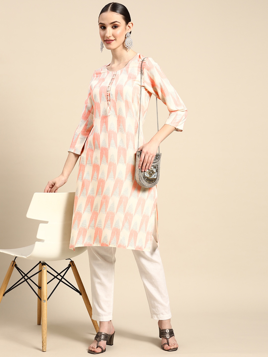 

Sangria Women Cream-Coloured & Pink Ikat Printed Kurta