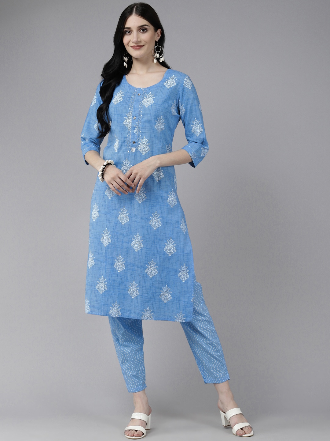 

Yufta Women Blue Ethnic Motifs Printed Pure Cotton Kurta with Trousers