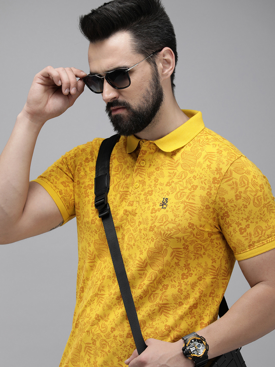 

SPYKAR Floral Printed Polo Collar Slim Fit T-shirt, Yellow