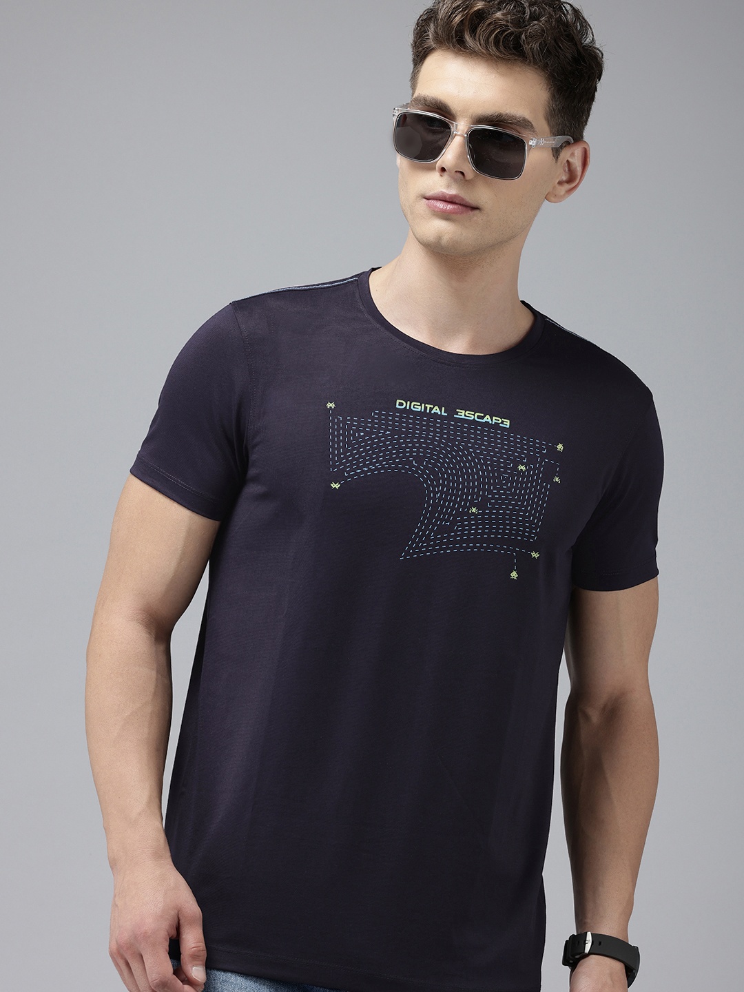 

SPYKAR Printed Slim Fit T-shirt, Navy blue