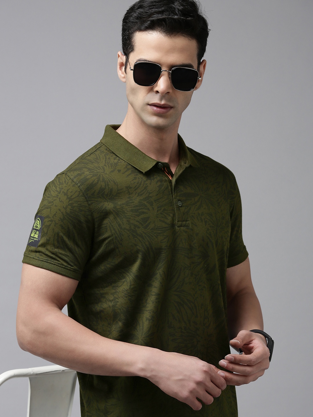 

SPYKAR Tropical Printed Polo Collar Slim Fit T-shirt, Olive