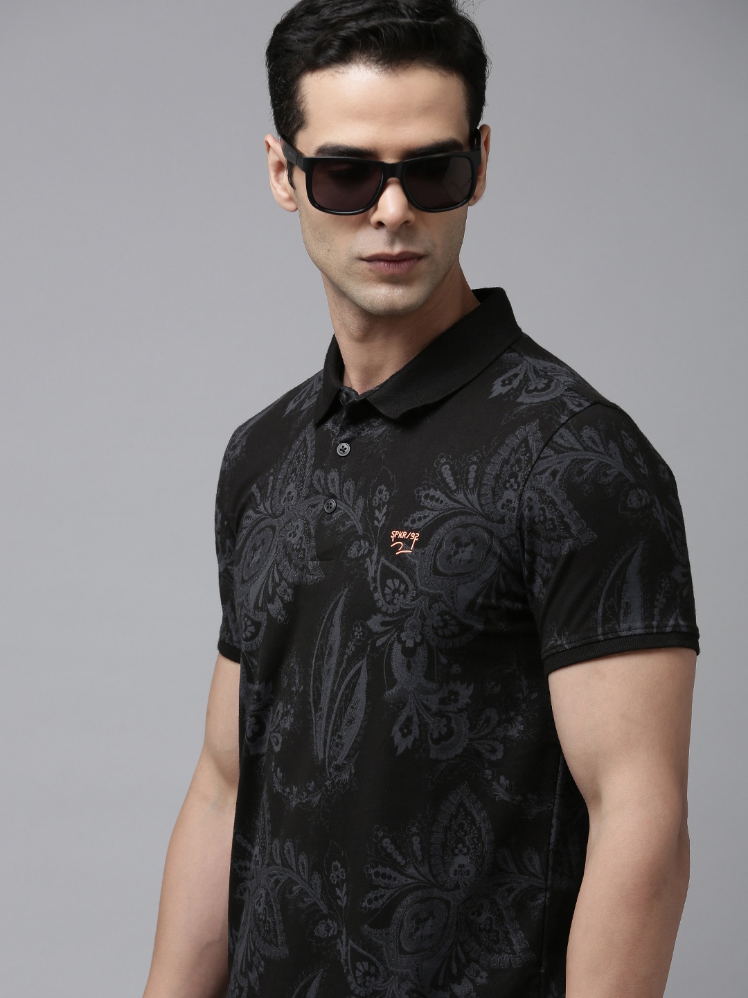 

SPYKAR Men Ethnic Motifs & Floral Print Polo Collar Knitted Slim Fit T-shirt, Black