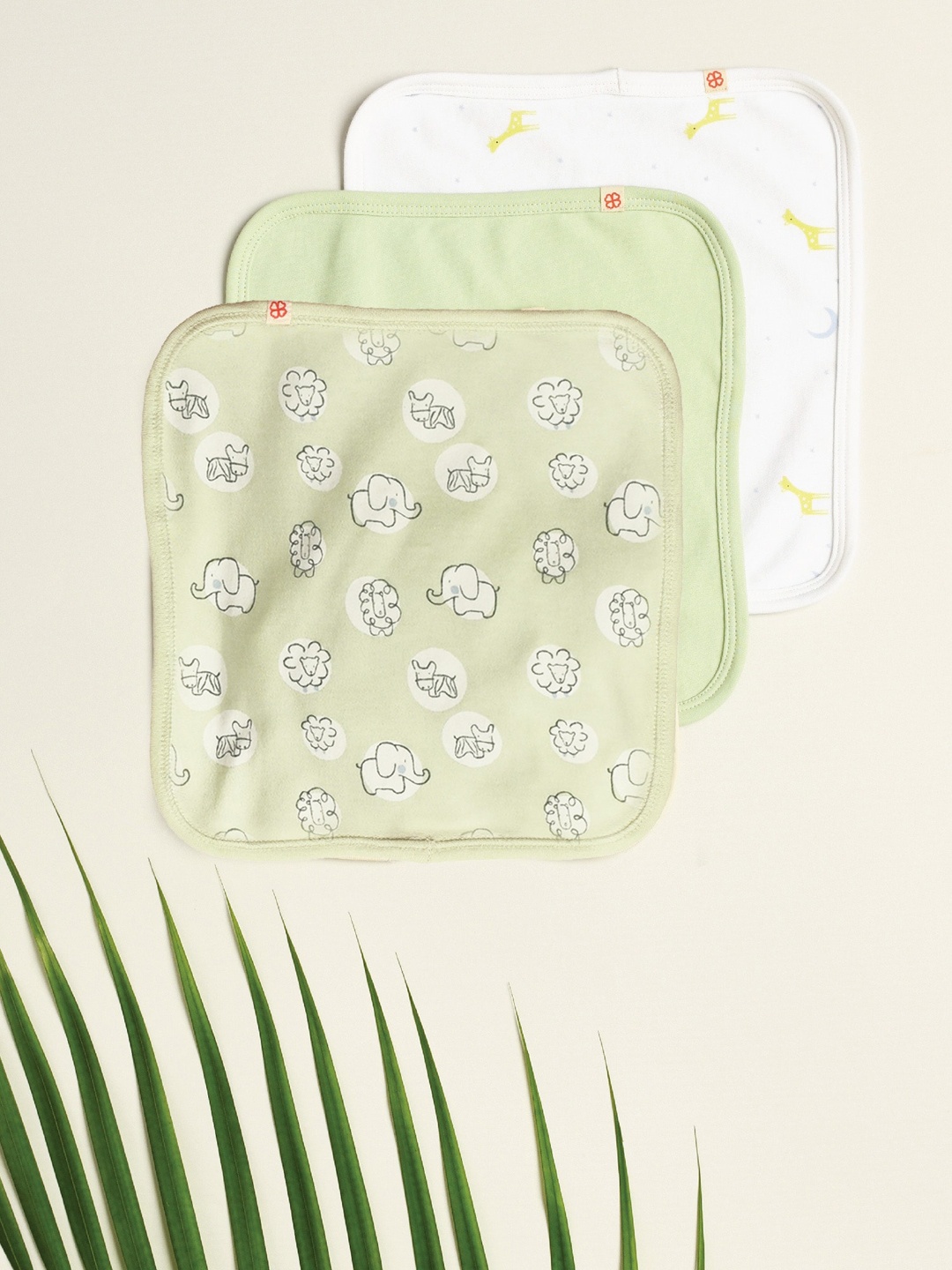 

GREENDIGO Unisex Kids Pack of 3 Printed Bibs, Green