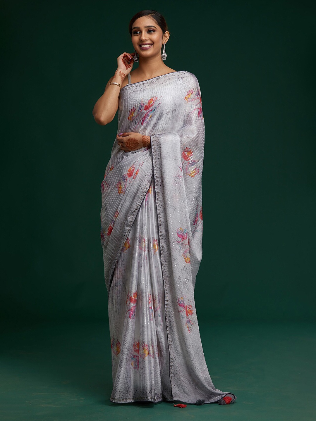 

Koskii Grey & Pink Floral Beads and Stones Art Silk Saree