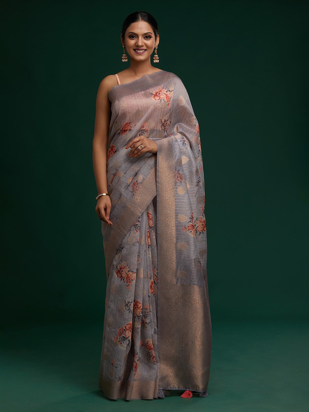

Koskii Grey & Gold-Toned Floral Zari Art Silk Saree