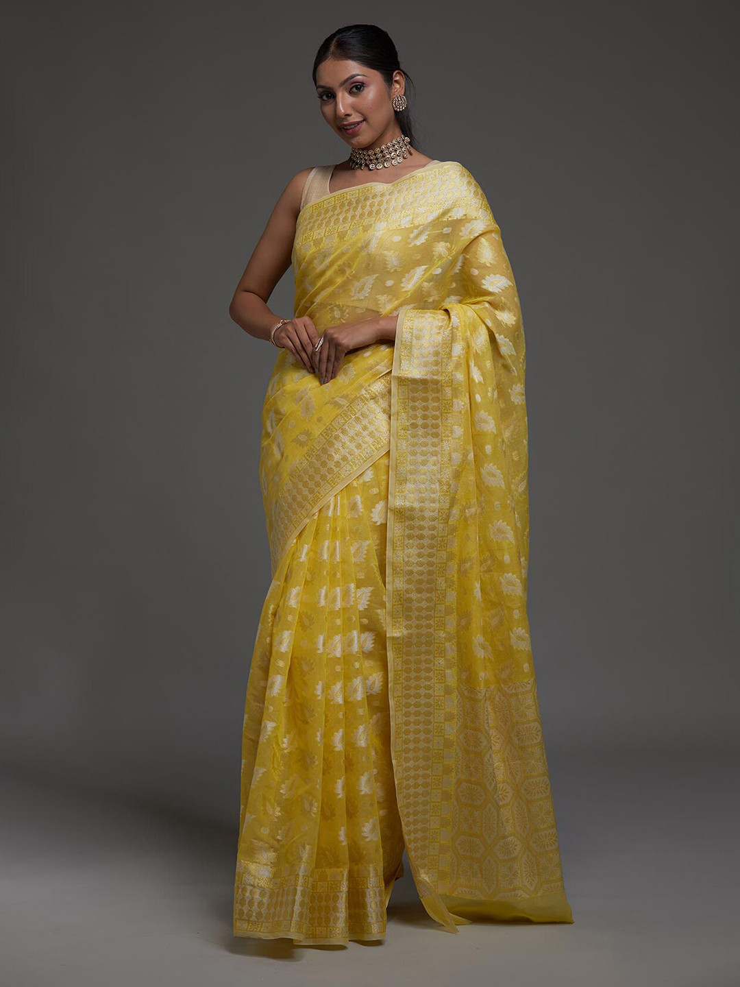 

Koskii Yellow & Gold-Toned Woven Design Zari Art Silk Banarasi Saree