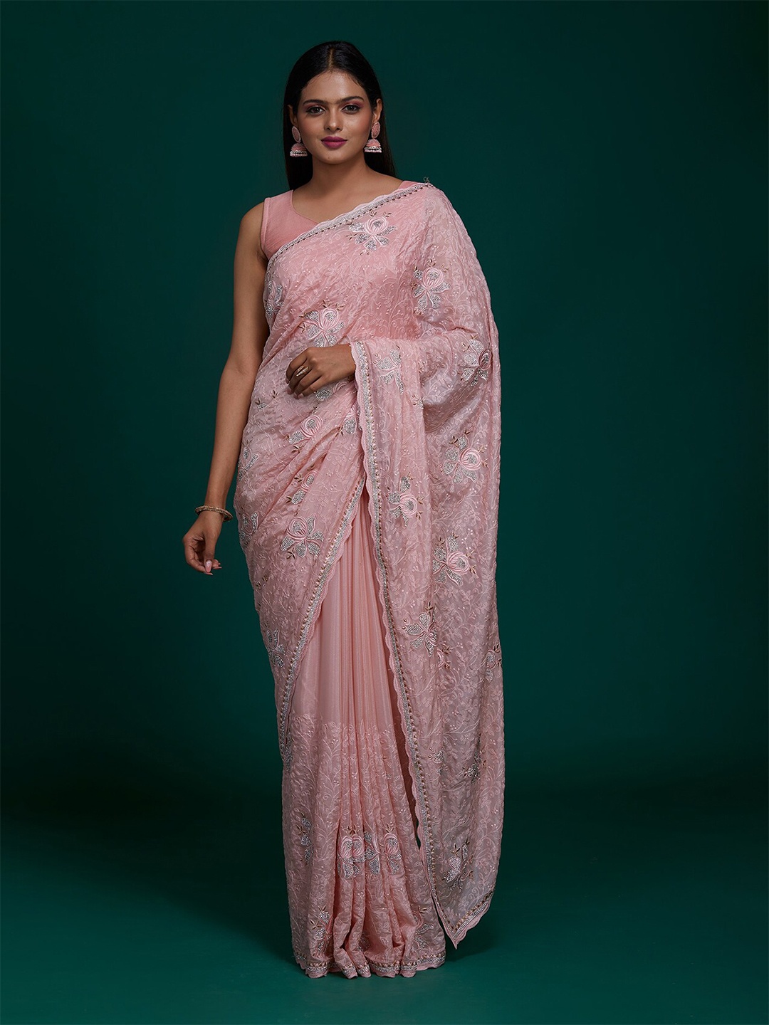

Koskii Peach-Coloured & Gold-Toned Floral Embroidered Tissue Saree