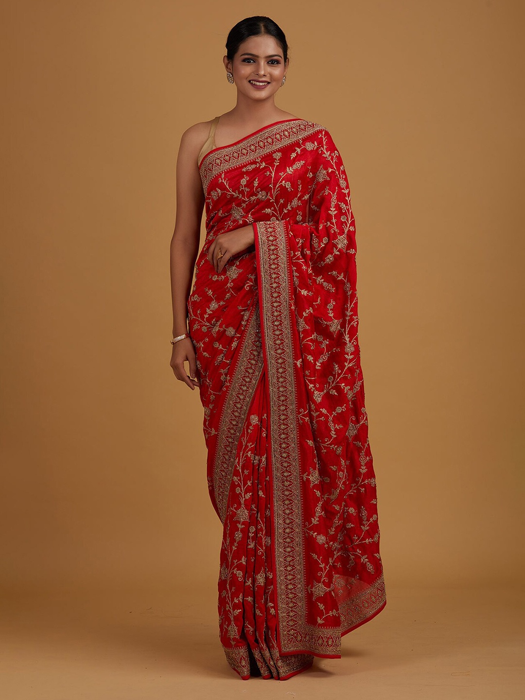 

Koskii Red & Gold-Toned Floral Embroidered Art Silk Saree