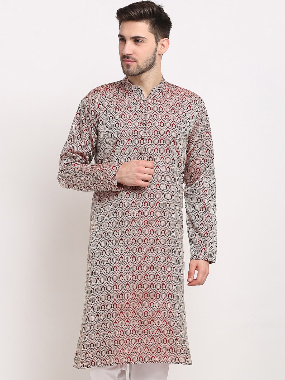 

Jompers Men Maroon Geometric Thread Work Jacquard Kurta
