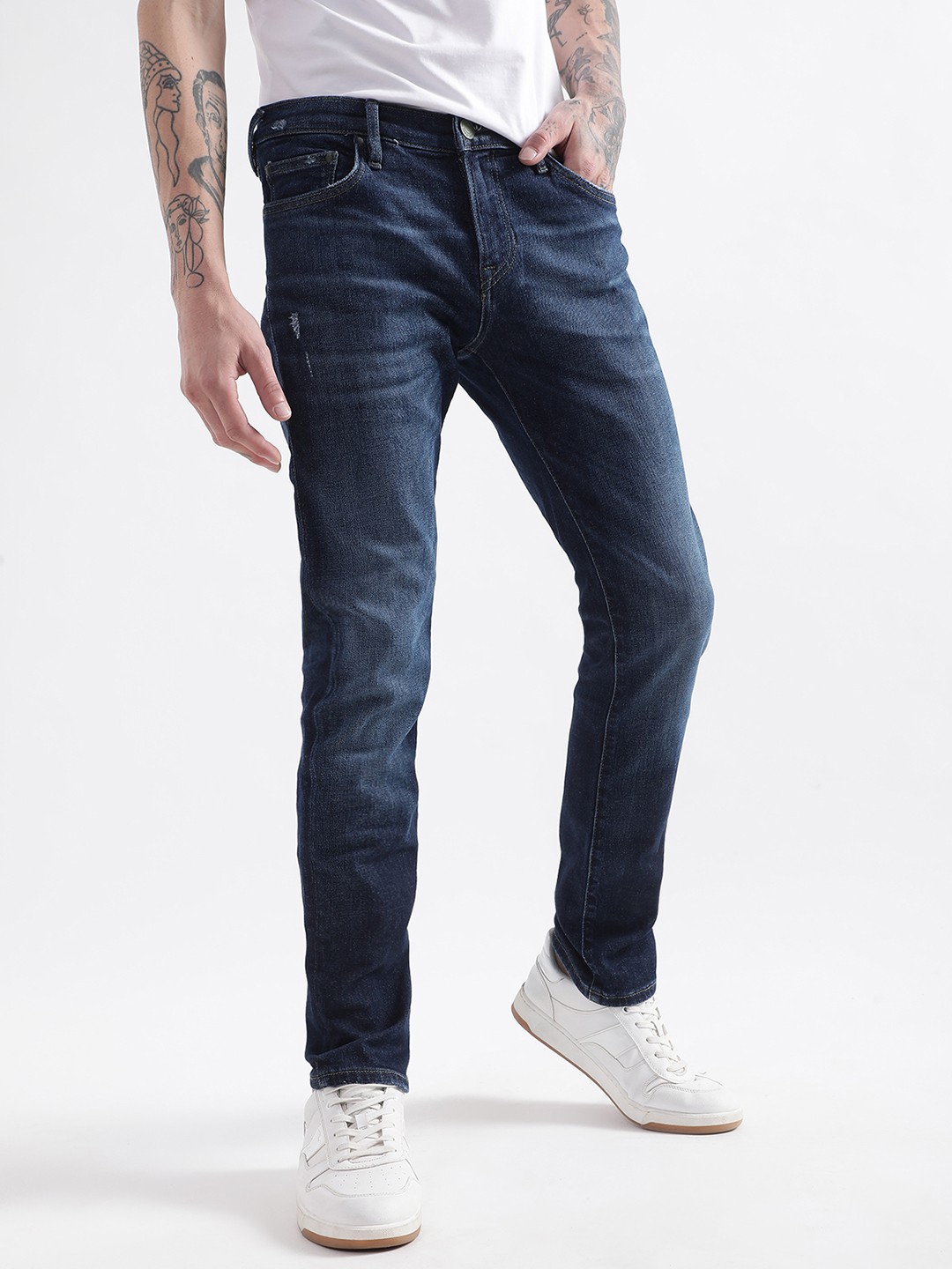 

True Religion Men HS Rocco Light Fade Stretchable Jeans, Blue