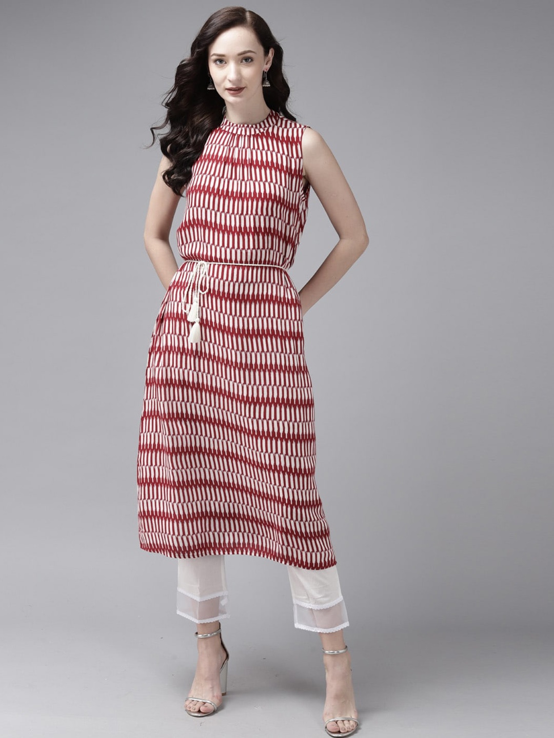 

Indo Era Women Red & White Geometric Printed Kurta