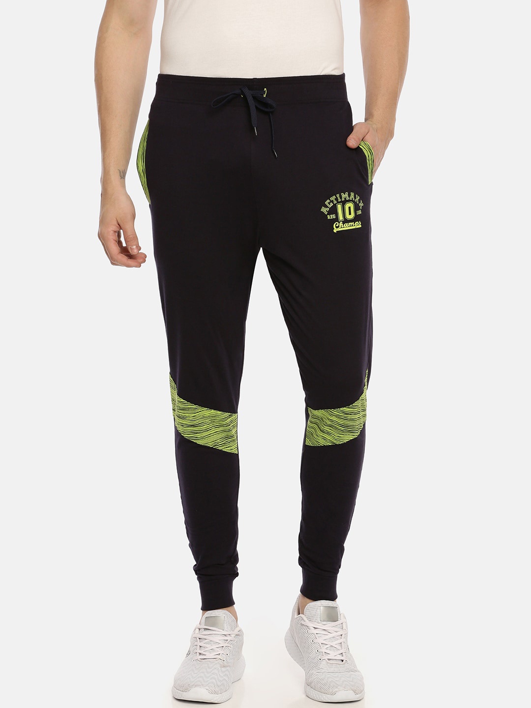 

ACTIMAXX Men Navy Blue Solid Cotton Track Pants