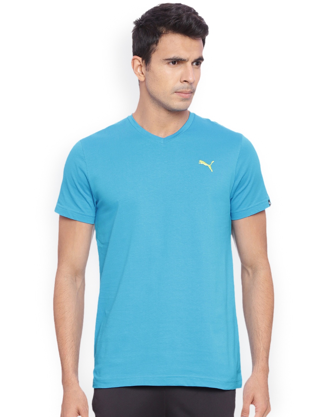 

Puma Men Blue Solid Slim Fit V-Neck T-shirt