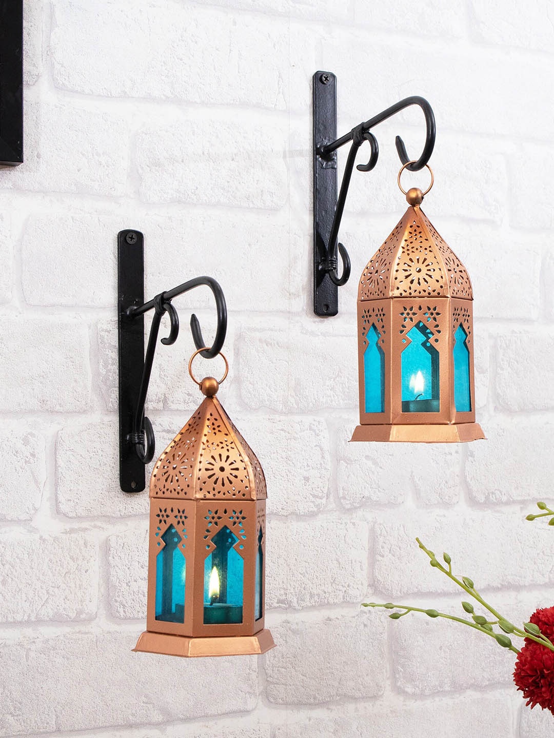 Homesake Set of 2 Blue & Gold-Toned Textured Lantern Shaped Candle Holders