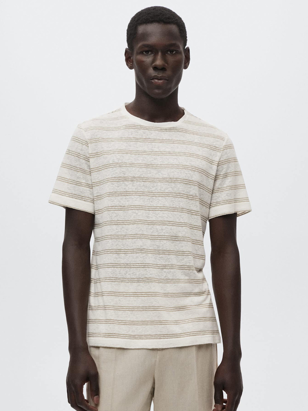 

MANGO MAN Off White & Beige Striped T-shirt