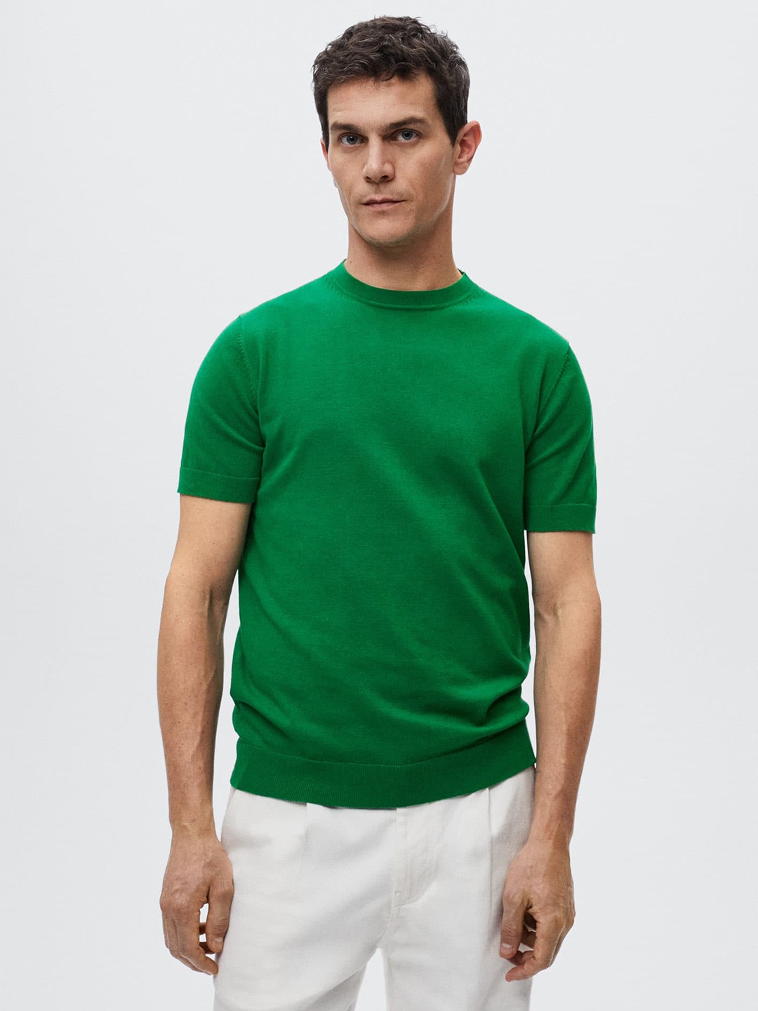 

MANGO MAN Men Green Solid Knitted T-shirt